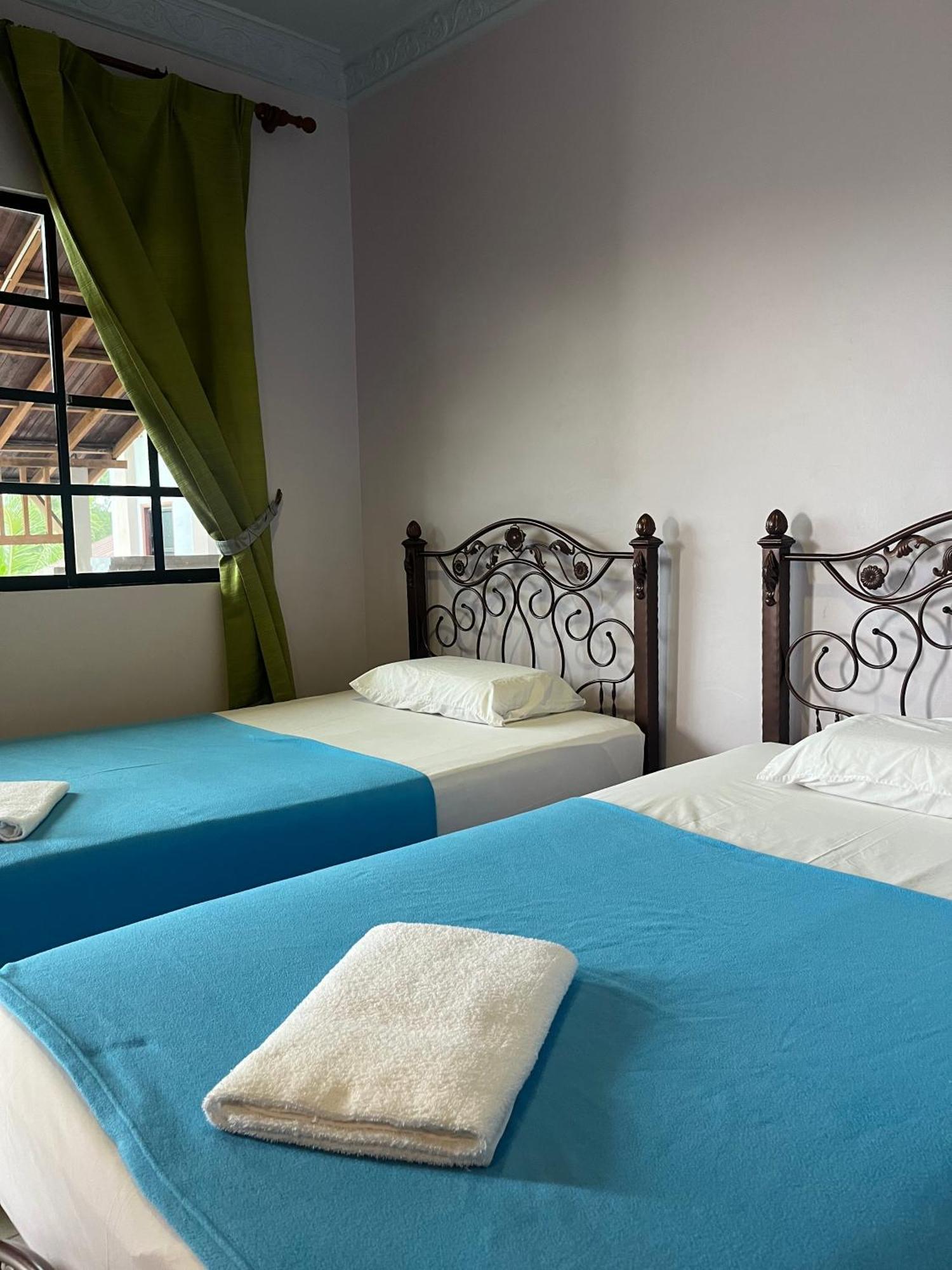 Kanza Beach Inn Маранг Екстериор снимка